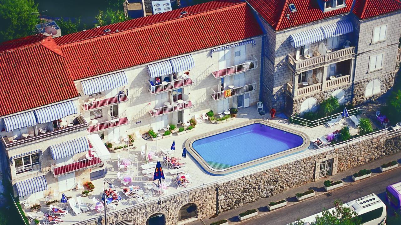 Hotel Komodor