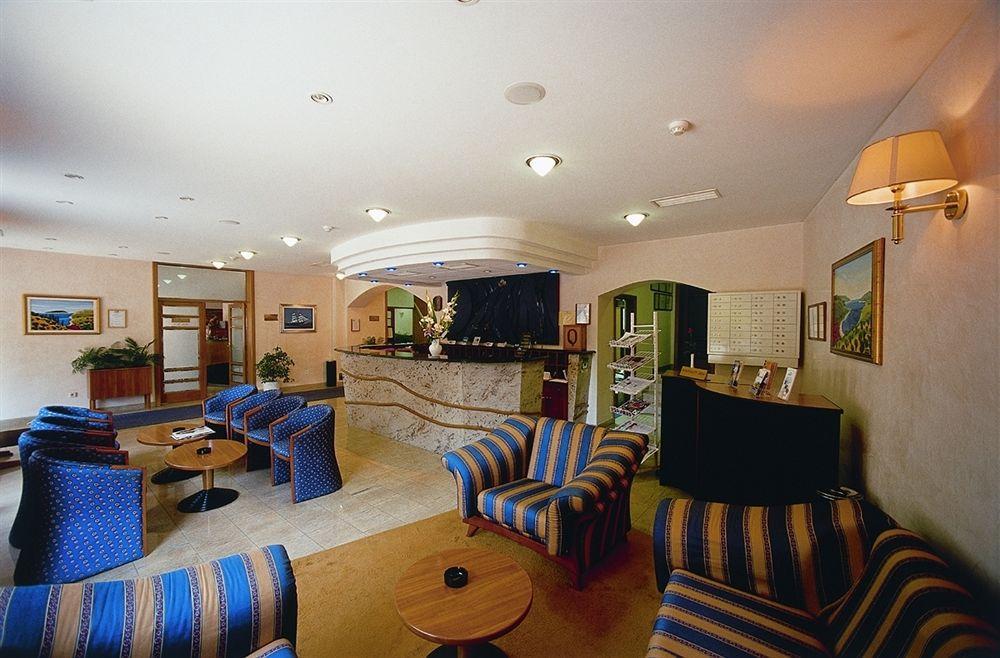 Komodor Hotel 3*