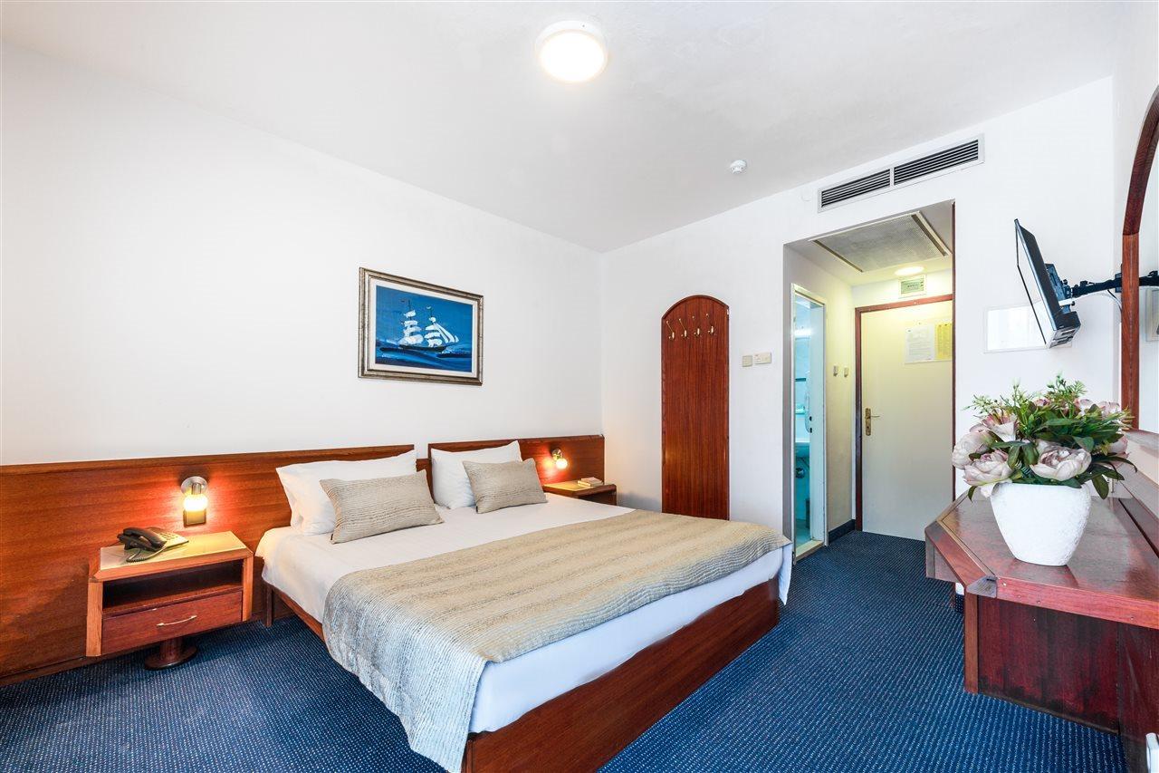 Hotel Komodor 3*