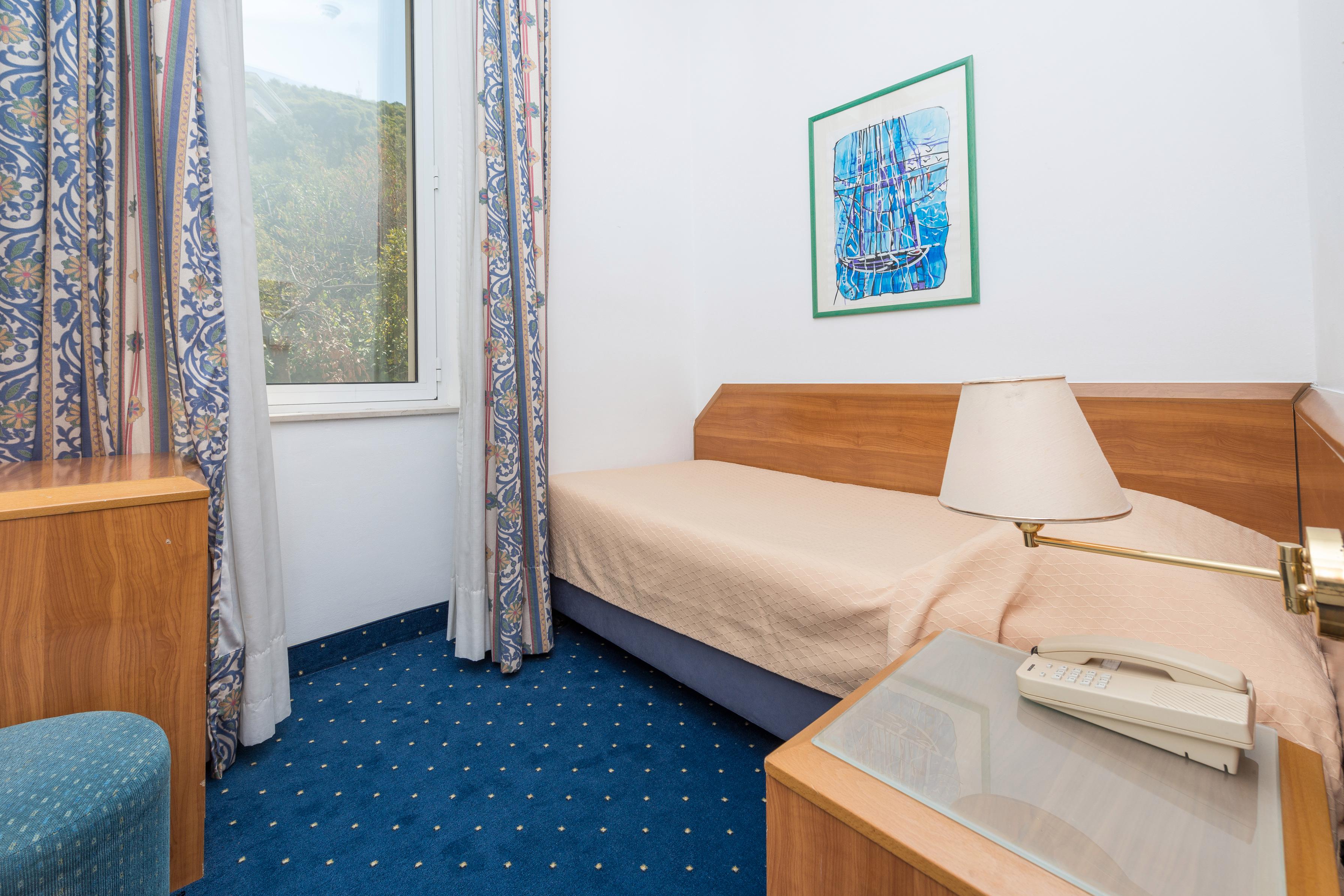 Hotel Komodor 3*