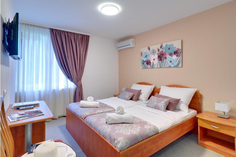 Komodor 3*